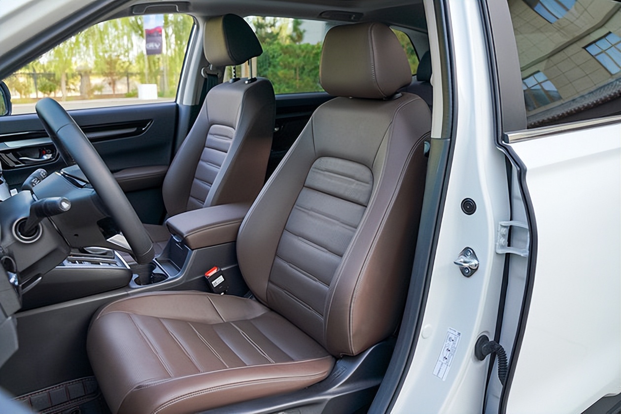 20万内家用最值得推荐的suv,20万左右家用买轿车好还是suv好