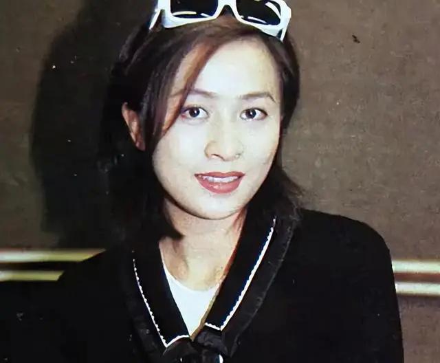 1990年刘嘉玲被绑，其内幕遭曝光，背后真凶竟与黑社会有关系