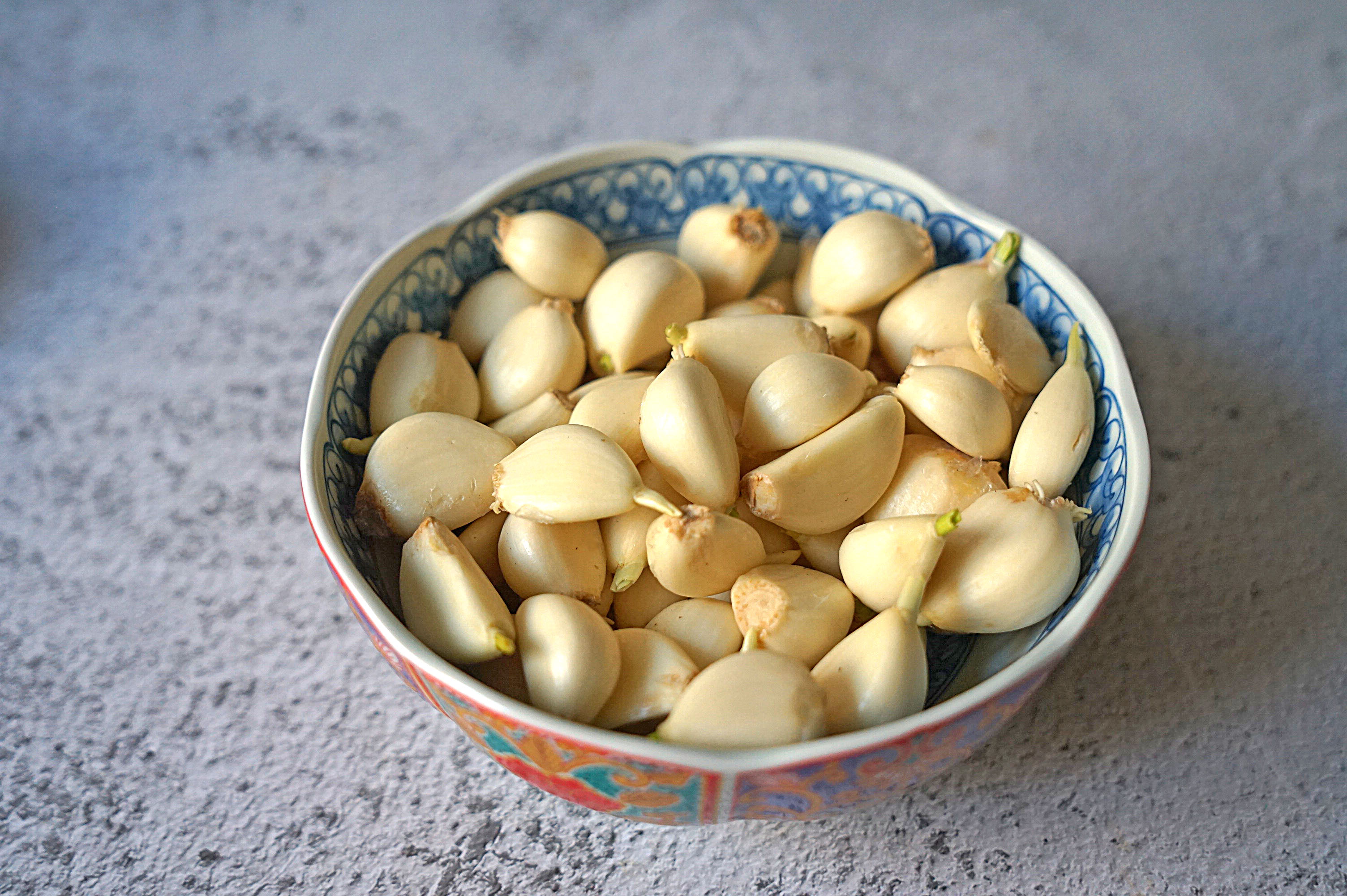 腊八蒜怎么做好吃最简单,腊八蒜的最正宗的做法教程