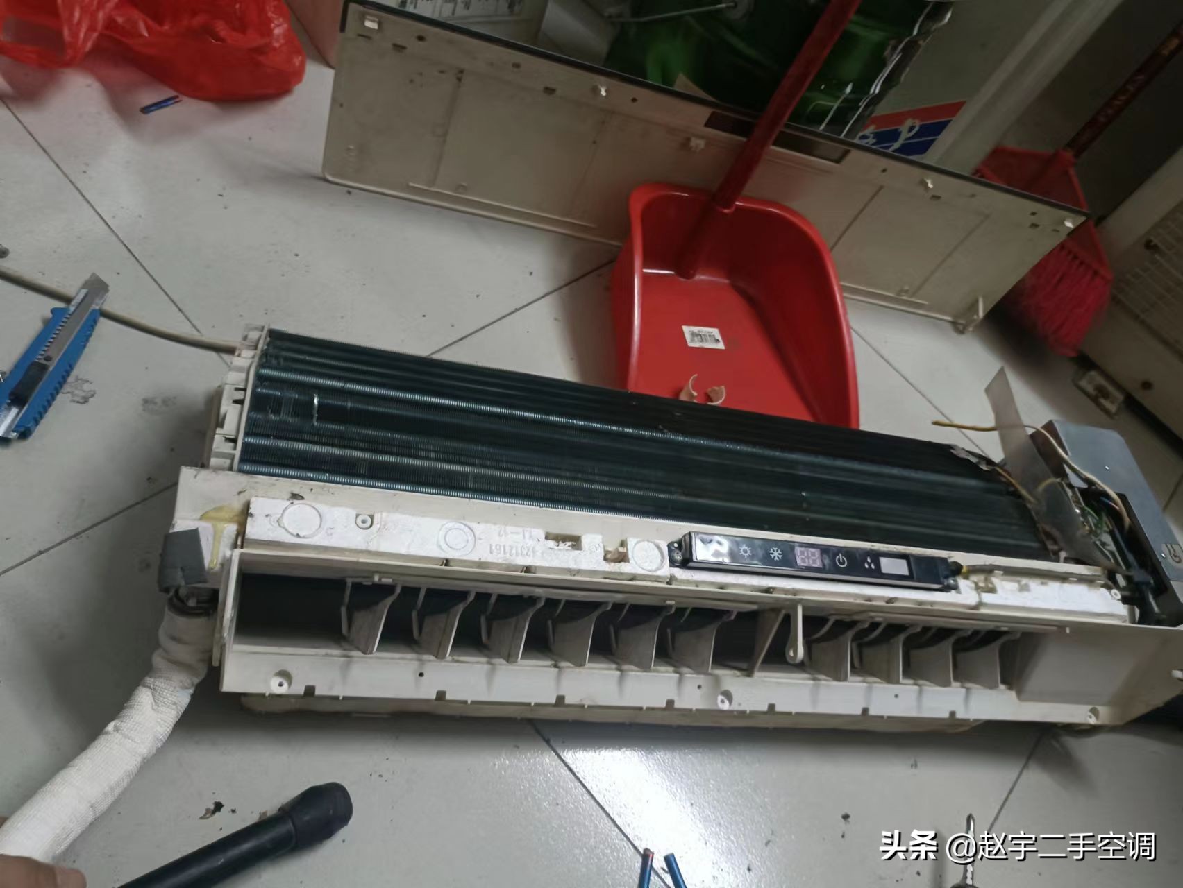 空调漏水找师傅来修多少钱,空调出风机漏水