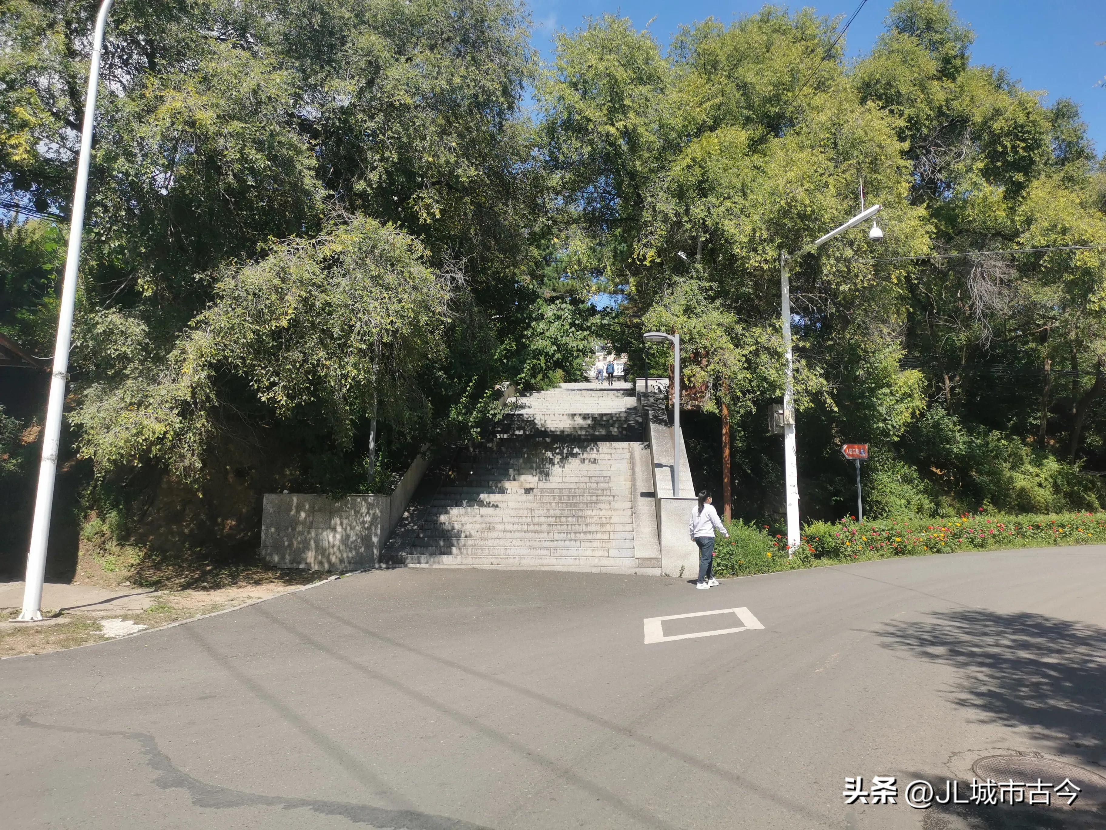 吉林丰满水电站宾馆,吉林市丰满电厂平房