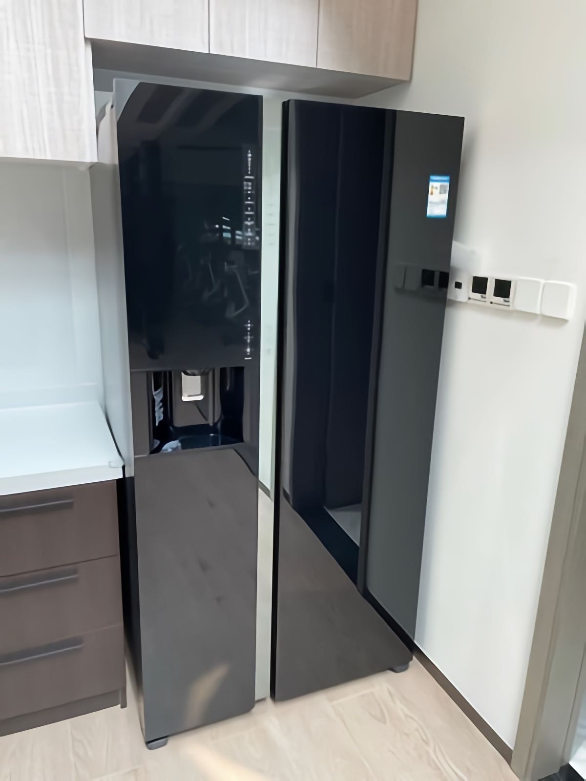 日立冰箱和容声冰箱哪个好,日立冰箱和利勃海尔冰箱哪个好