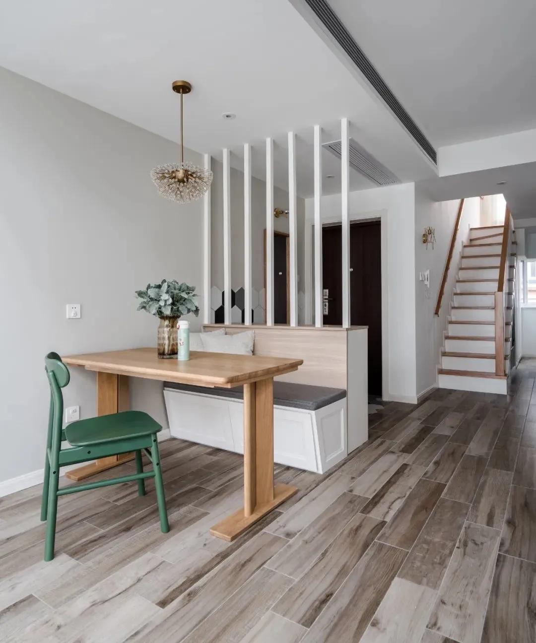 卫生间门对入户门化解神器,入户门对主卧对卫生间门怎么解决