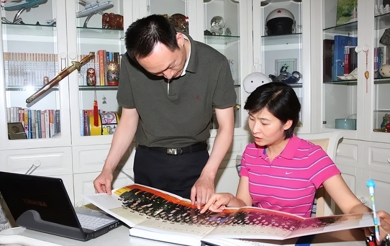 中国首位女航天员刘洋事迹,中国首位女航天员刘洋出征太空