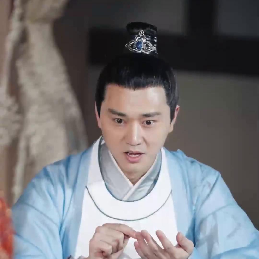 女帝身中*欢合**散剧毒，看向了旁边的小太监……#好剧推荐精...