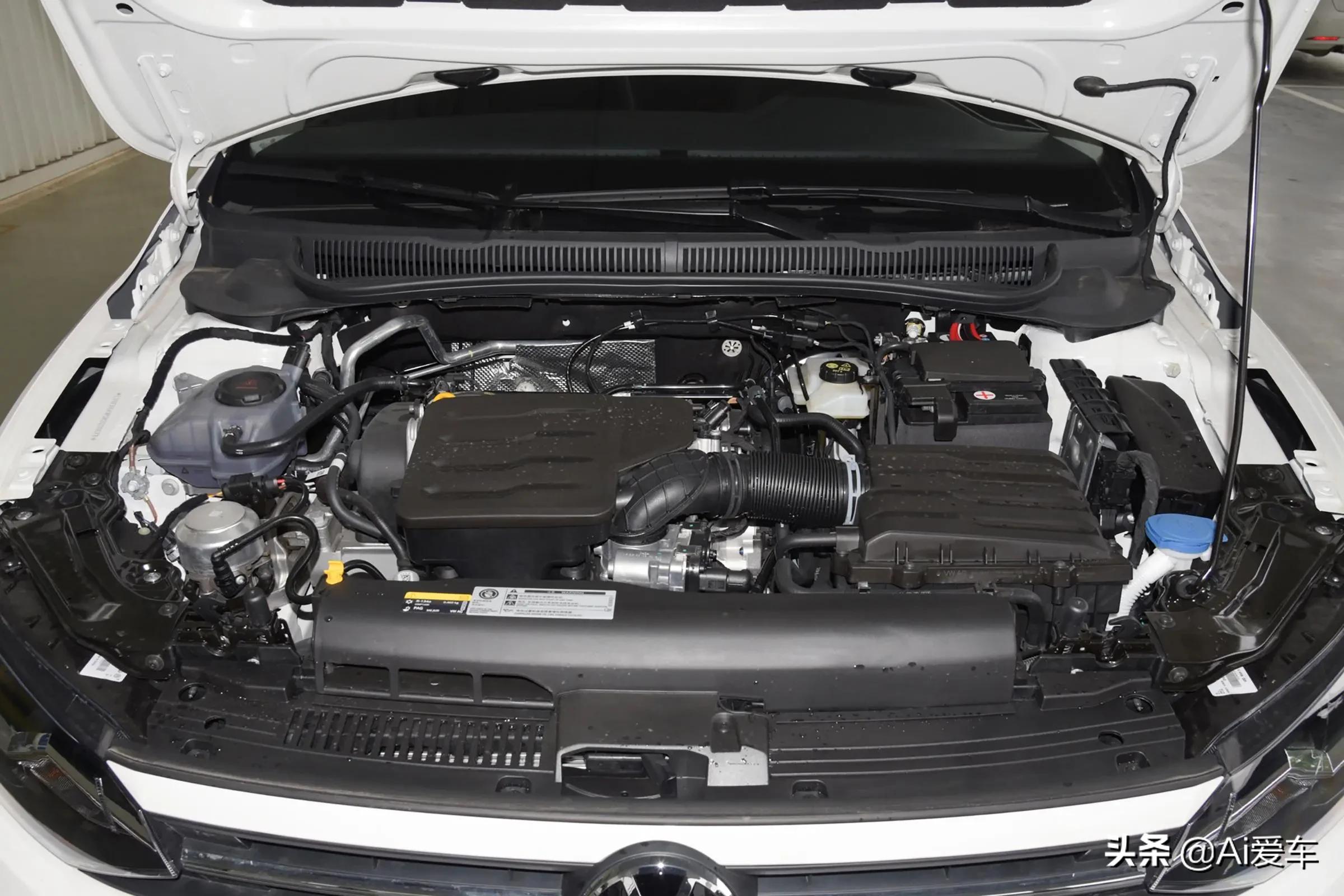 18款手动高配大众polo,女生代步车二手大众polo