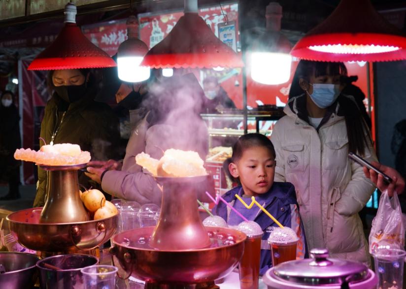今晚有空吗我想约你去赴一场兰州的“夜市江湖”