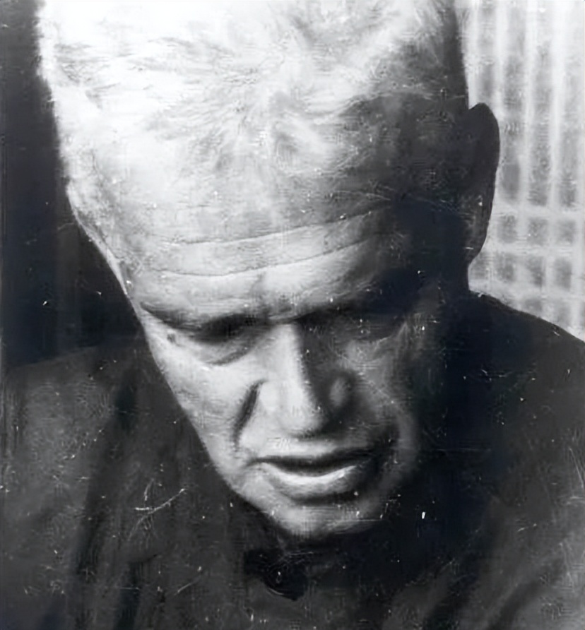 朝鲜战场美国老兵接受采访,外国记者在抗日战争采访中国军人