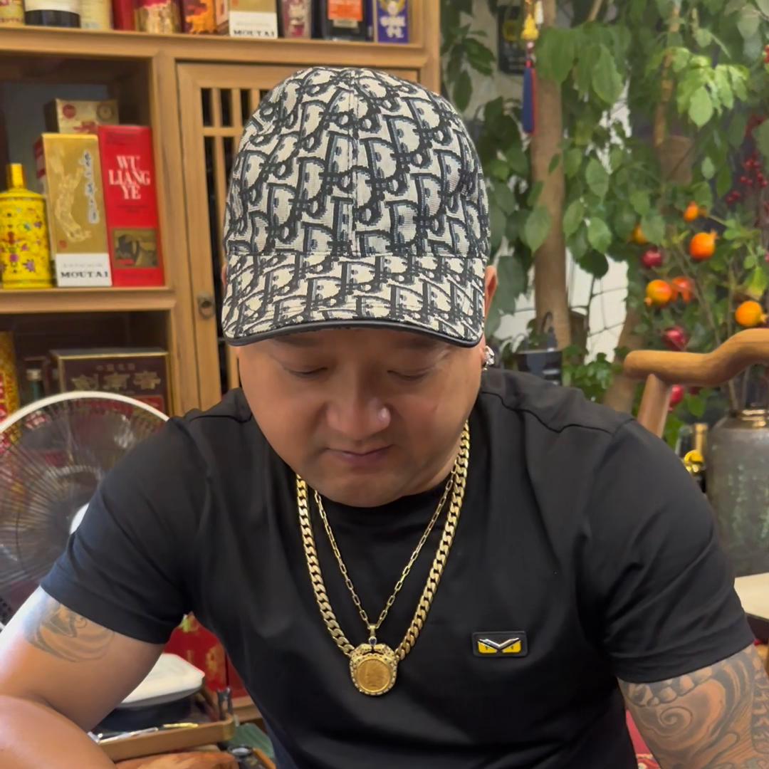 二手奢侈品上门回收平台哪个好 (二手奢侈品回收)