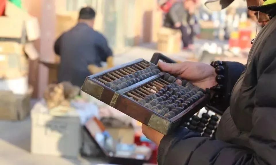 老算盘价值不菲吗,普通老算盘有收藏价值吗