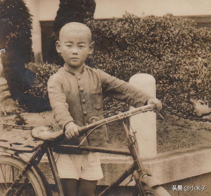 日军日记：*安妇慰**不服从管教，我很愤怒，用*刀刺**插入她的*体下**