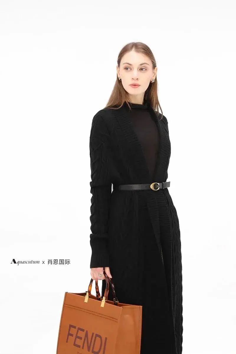 雅格狮丹套装搭配什么鞋,雅格狮丹冬季男装搭配