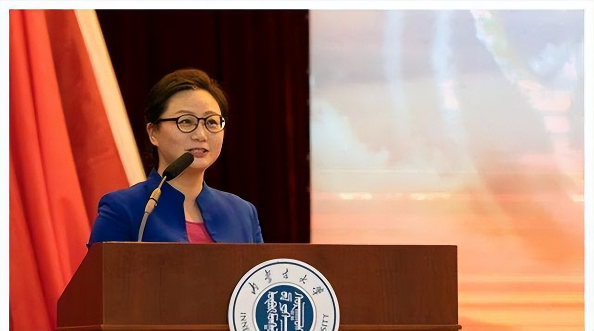 航天员老婆都是什么职业,航天员父母有什么特殊待遇