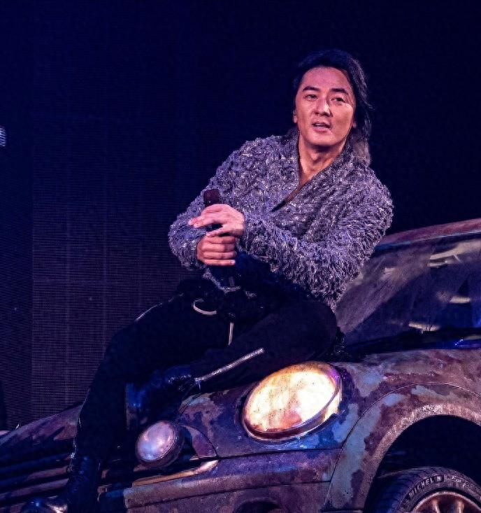 郑伊健现在在干嘛,郑伊健目前在干嘛