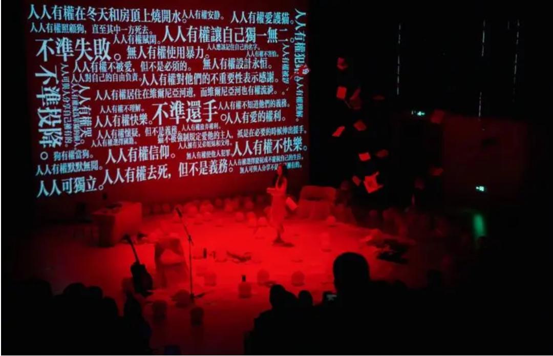 话剧背景配乐压抑,话剧表演背景音乐压抑