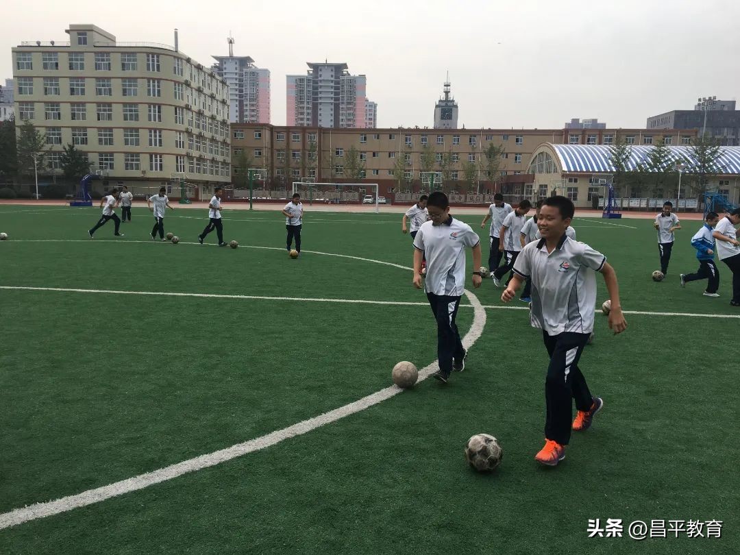回忆学生时代的世界杯,足球校园世界杯