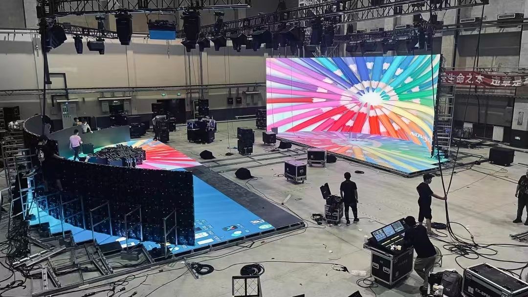 沸腾吧解说员电竞季冠军,沸腾吧解说员世界杯