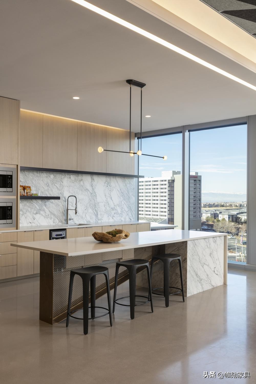 办公室设计布局破局,办公室设计显大