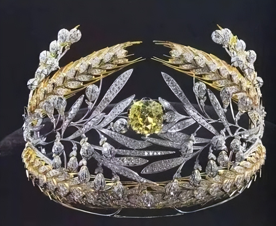 俄罗斯皇室珍宝,俄罗斯皇室珠宝到底有多豪