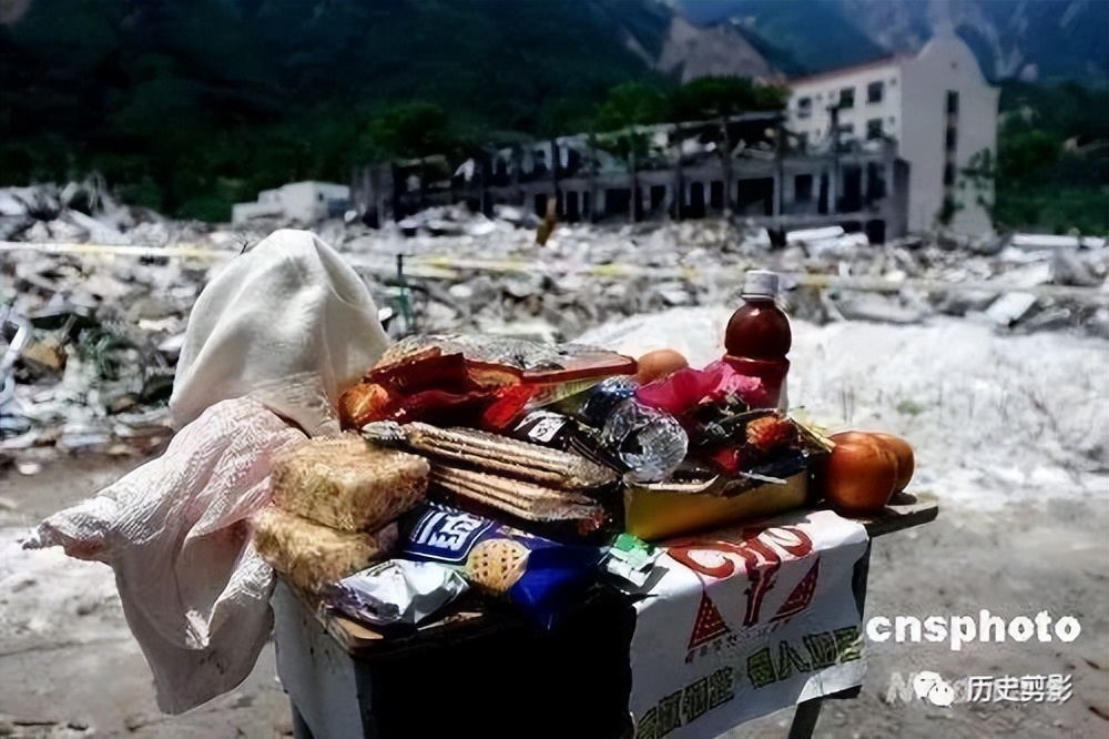 汶川地震15周年：100张照片，100个让人泪流满面的瞬间