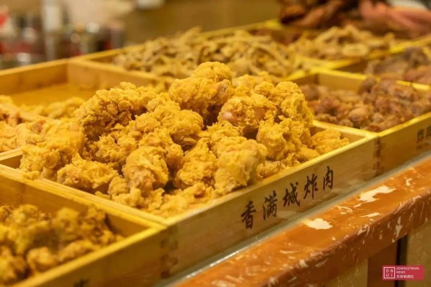 神仙配置！这所辽宁高校：网红食堂、健身房、网球馆一应俱全！