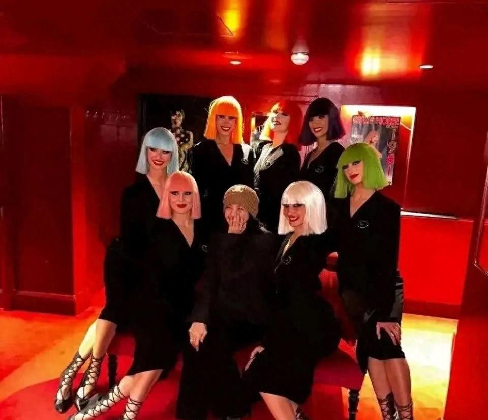 一场疯马秀，把韩国女明星遭遇的“性暴露”，彻底揭开