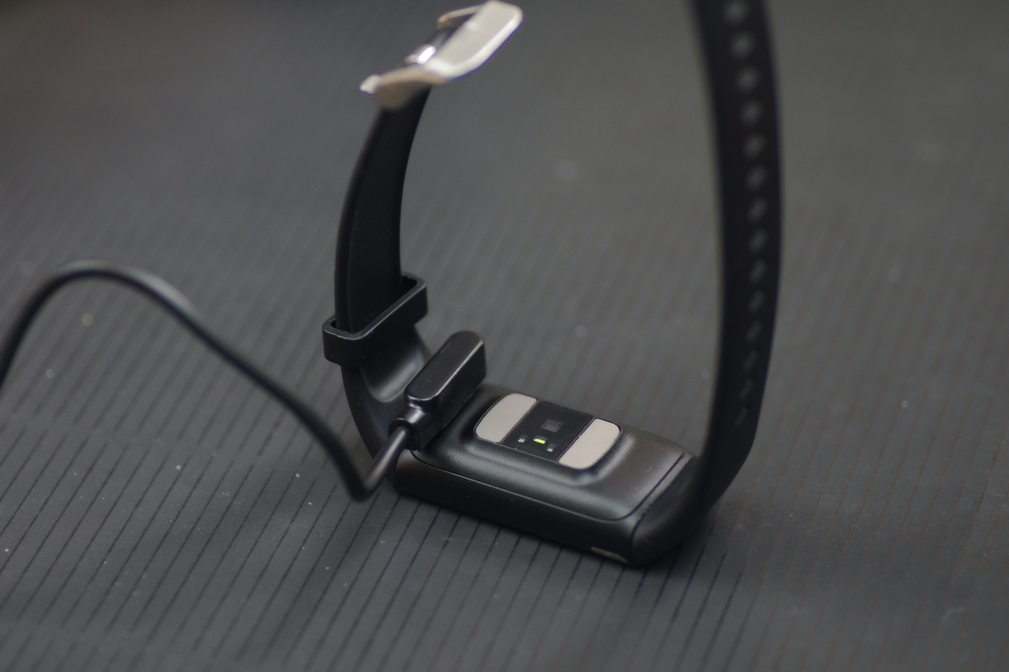 无创血糖手环评测,无创血糖血压智能健康手环