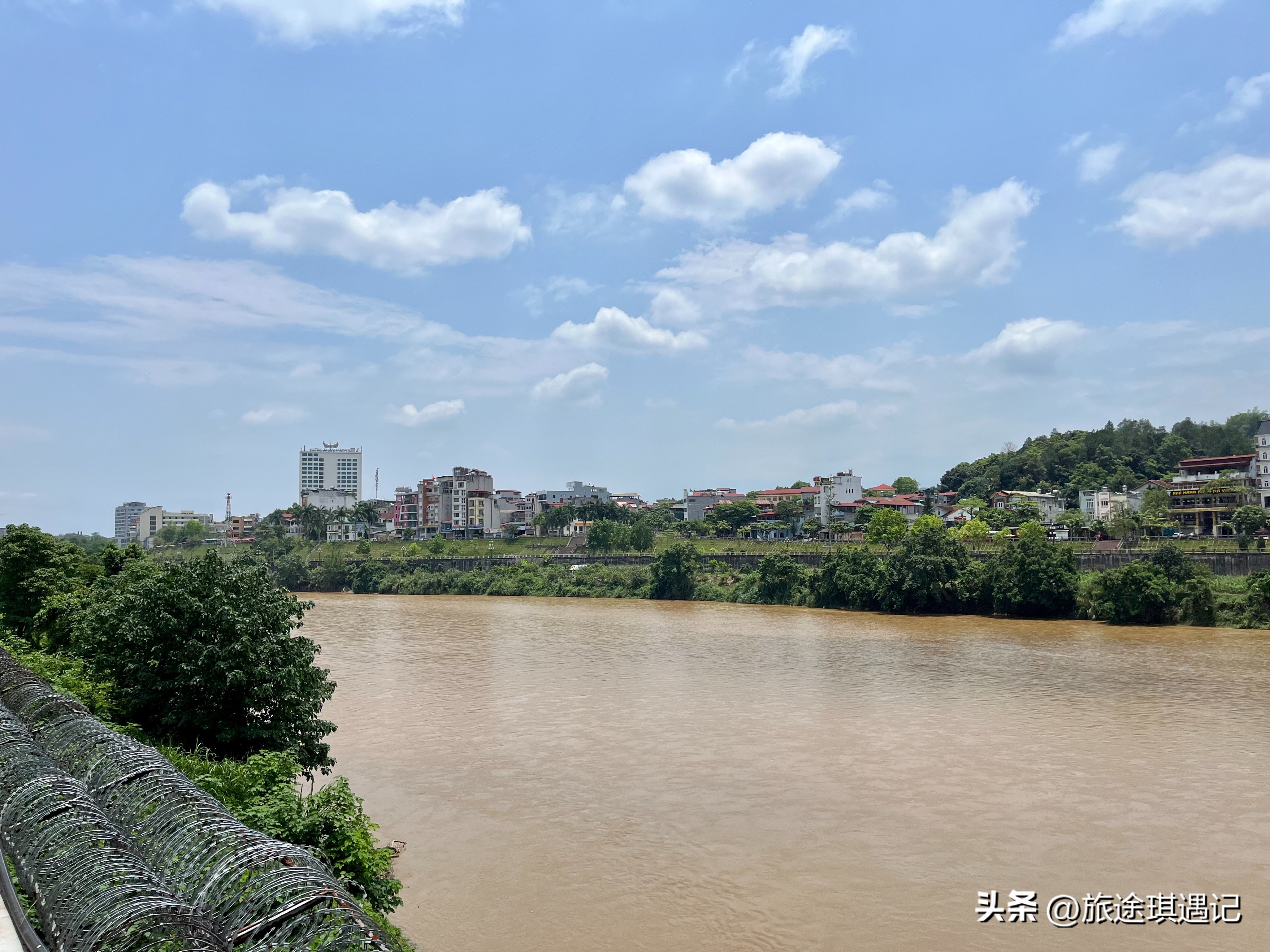 中越边境越南人和中国人,中越边境城市越南人生活