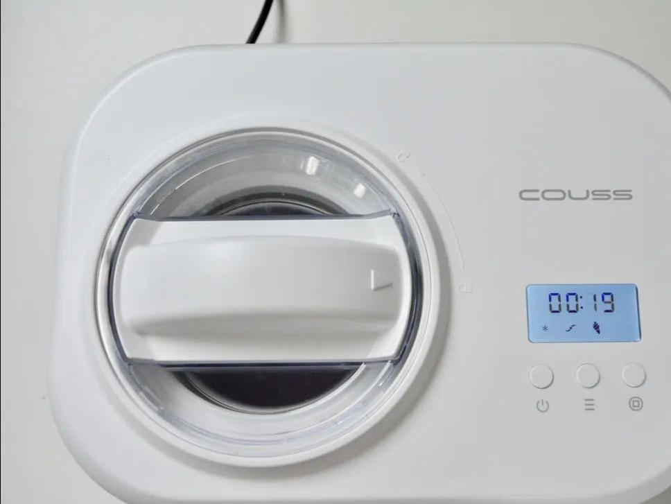 简单无需冷藏好吃的冰淇淋做法,最简单的冰淇淋不用打蛋器