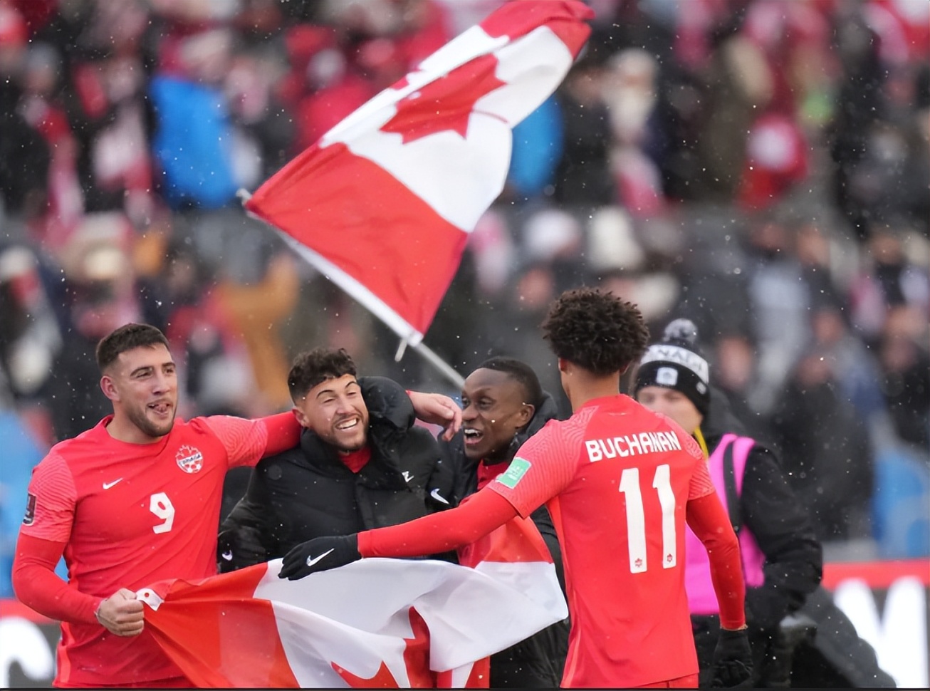 加拿大足球的崛起给国足3大启示,时隔28年再次打进世界杯决赛