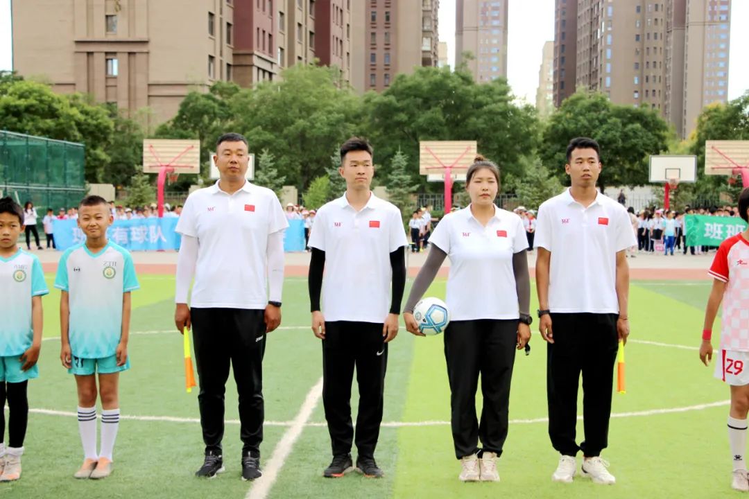 激情燃烧梦想飞扬——敕勒川绿地小学第三届“校长杯”校园足球赛暨2023年校园足球班级联赛开幕啦
