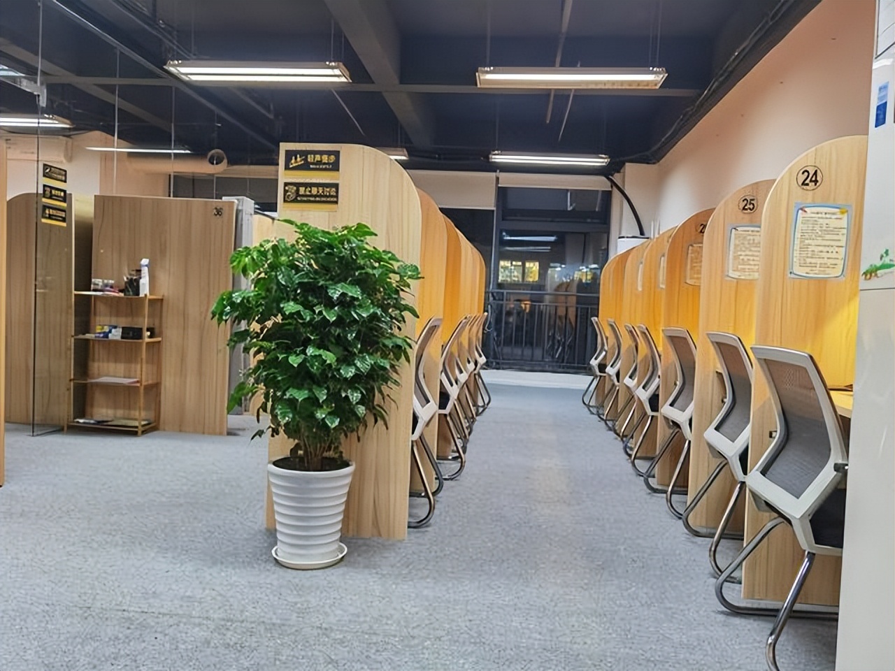 2022年创业热门项目共享自习室，你会为学习氛围付费吗？