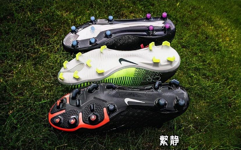 选一双合脚足球鞋,选啥品牌足球鞋