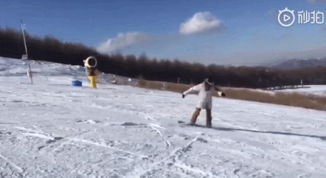 夏雨演艺圈地位,夏雨为什么在另一个圈子红得发紫