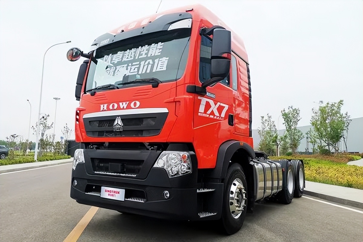 中国重汽豪沃t7车型尺寸,豪沃tx7最新版6.8米卡车