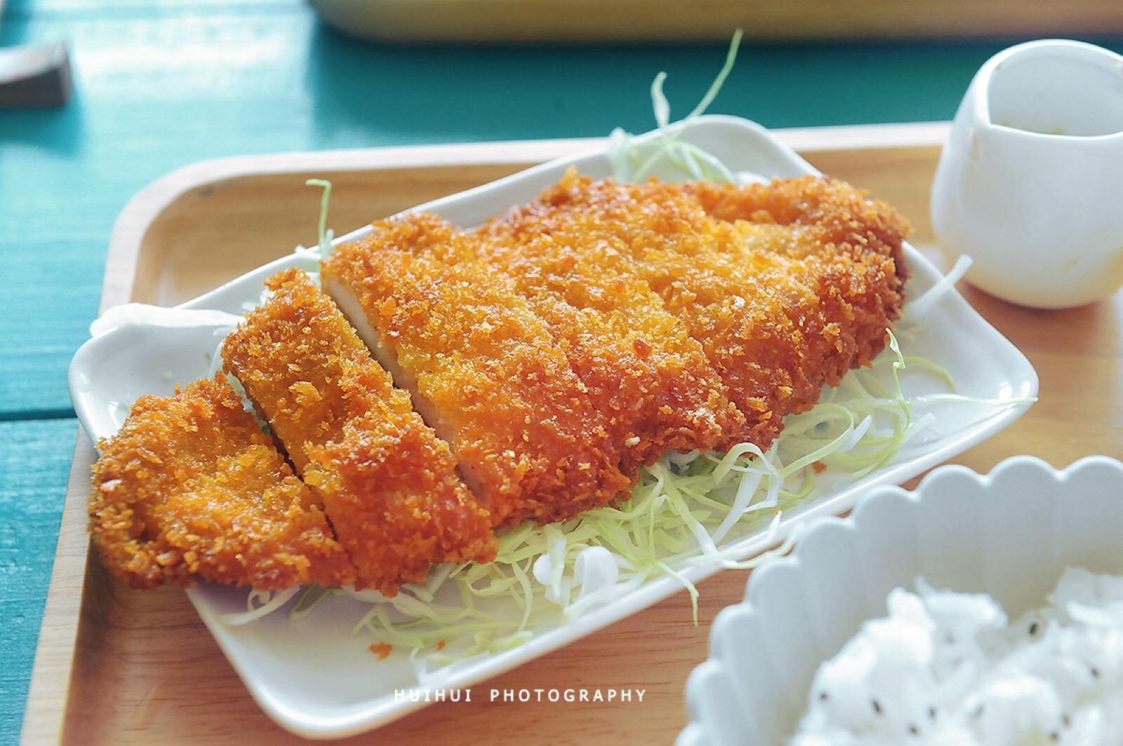 加盟鸡排的总费用是多少钱,加盟鸡排小吃大约需要多少钱