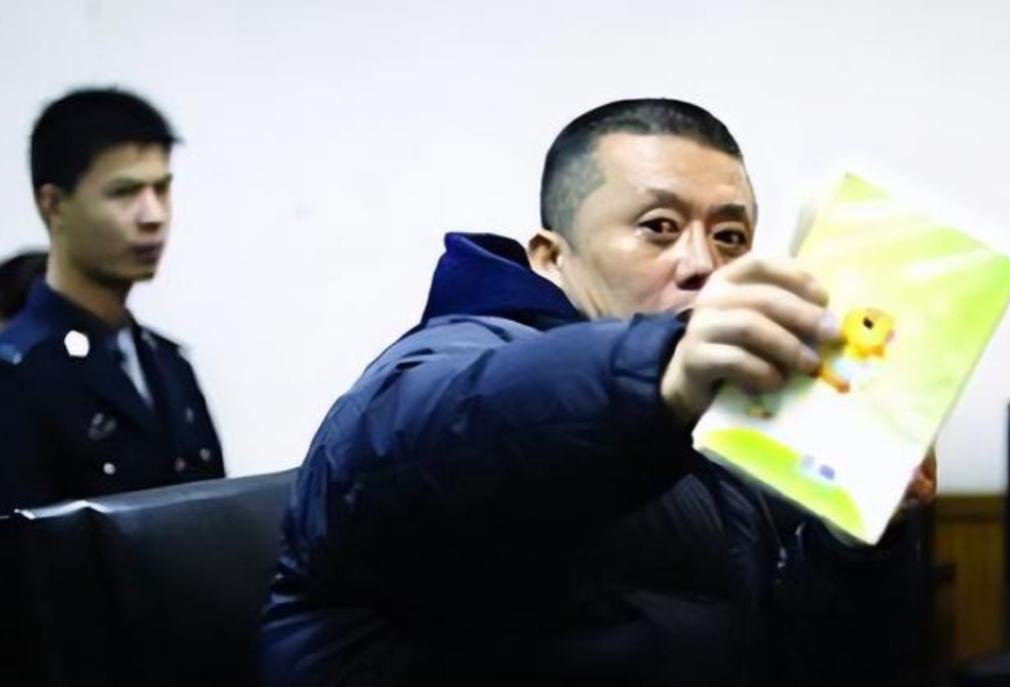 哈尔滨富豪逃犯沈俊林,东北逃犯沈俊林逃亡15年