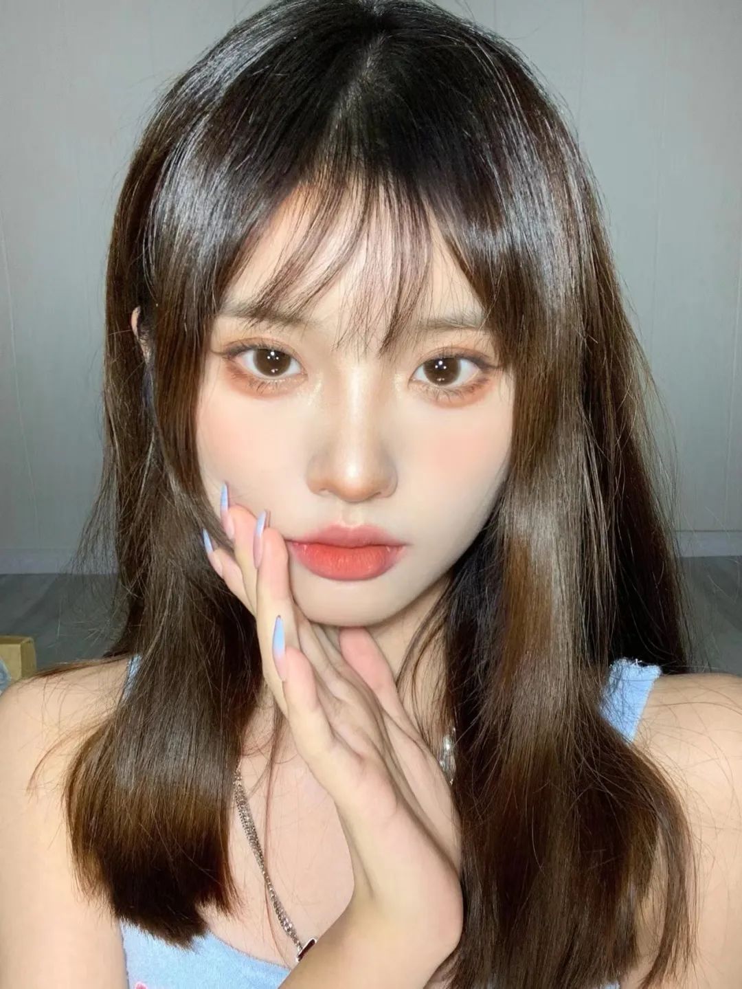 杨超越整了容吗,杨超越变了一个样子吗