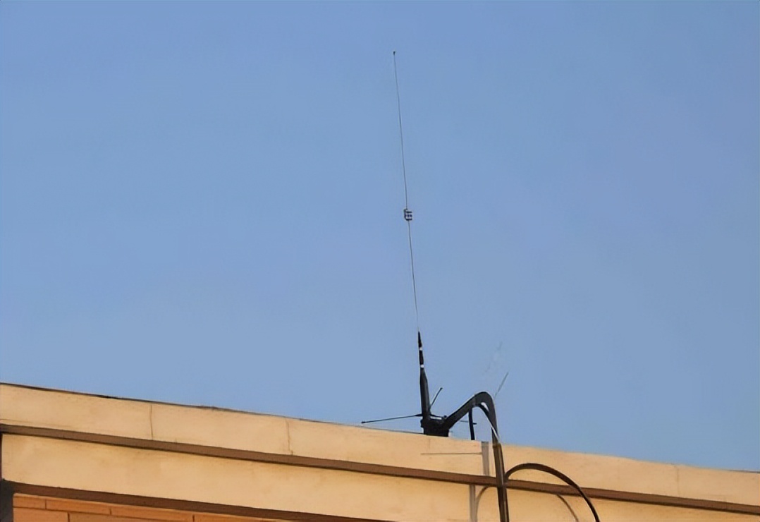 大避雷针和小避雷针联合避雷,避雷线与避雷针保护范围哪个大