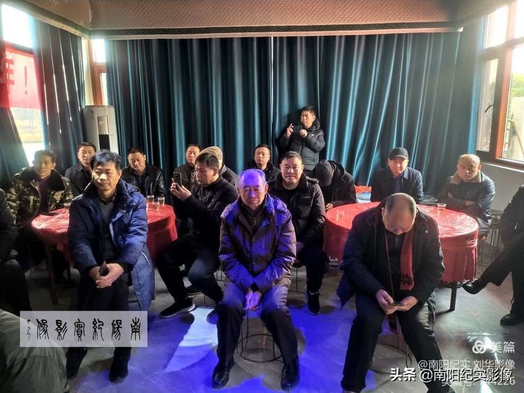 南阳退役老兵群成立一周年座谈会成功召开