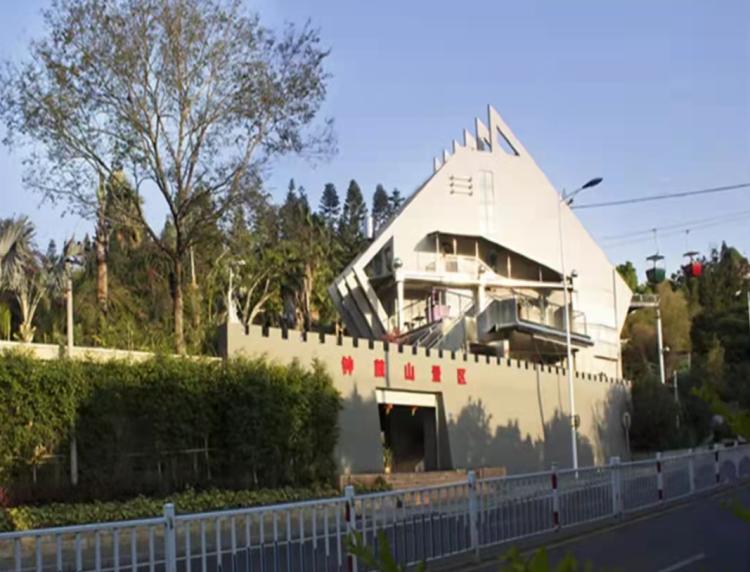 赏城中美景，品厦门味道。城市中心C位酒店，毗邻植物园、中山路