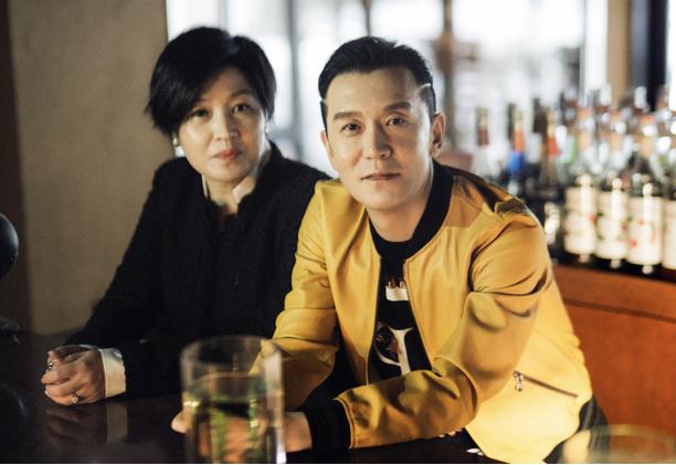 哈文悼念李咏完整版,李咏离开已经两年哈文过得还好吗