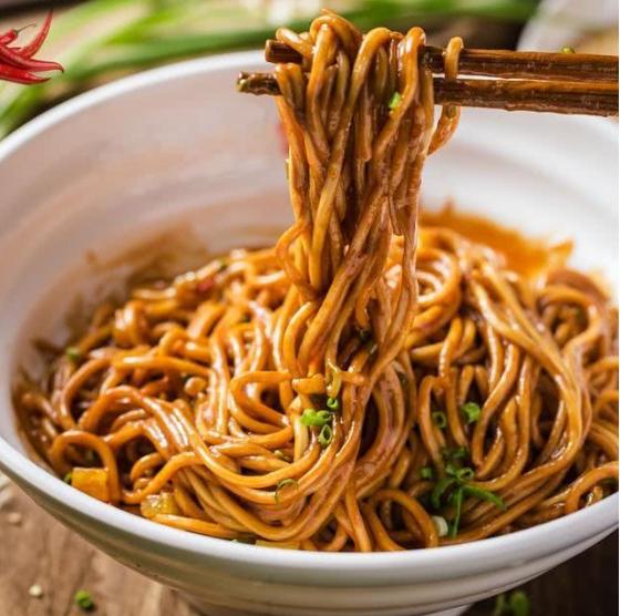 湖北与湖南交界的湖是什么湖,为何一湖相隔的湖北湖南差异巨大