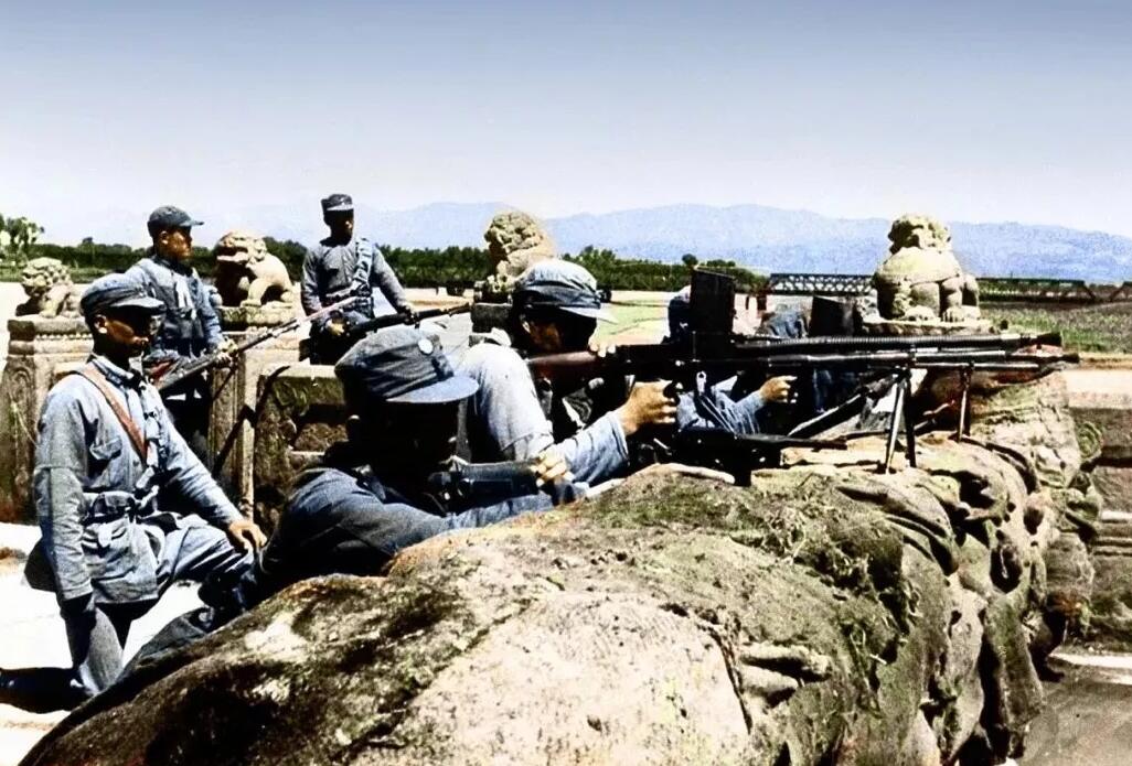 一个军的番号，却有“十万大军”，编成50多个正规战斗团