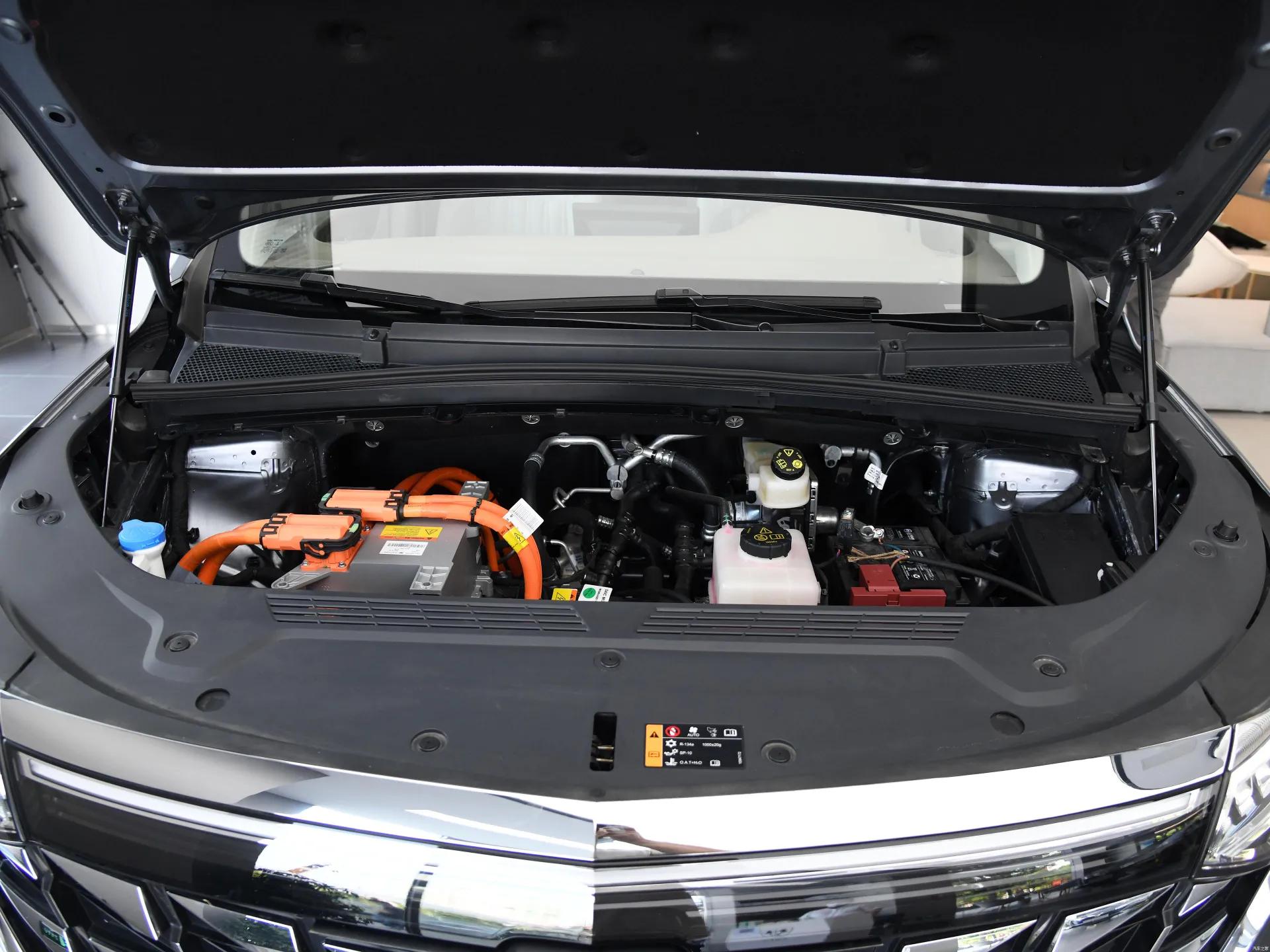 荣威imax8ev安全纯电舒适,2023款荣威imax8安全性