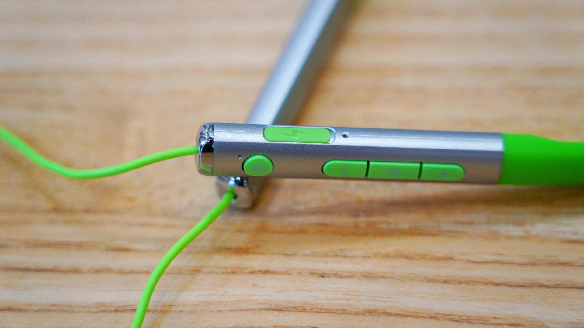 英雄耳机s1评测,英雄s1挂脖式蓝牙耳机好不好