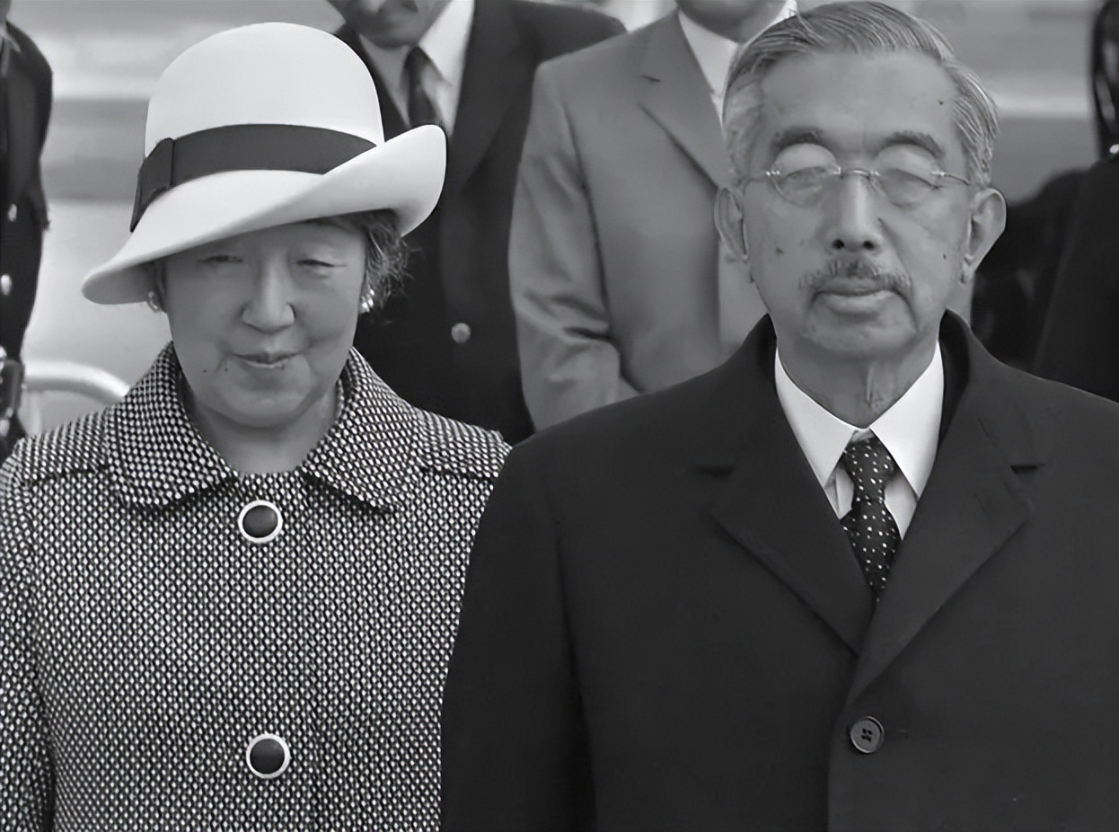 1978年日本记者刁难：*鱼岛钓**属于哪国？*小平邓**巧妙应答令人佩服