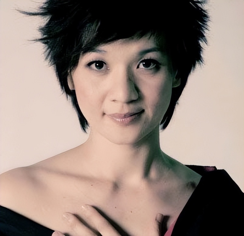 超级女声评委柯以敏怼人原视频,超级女声柯以敏被怼