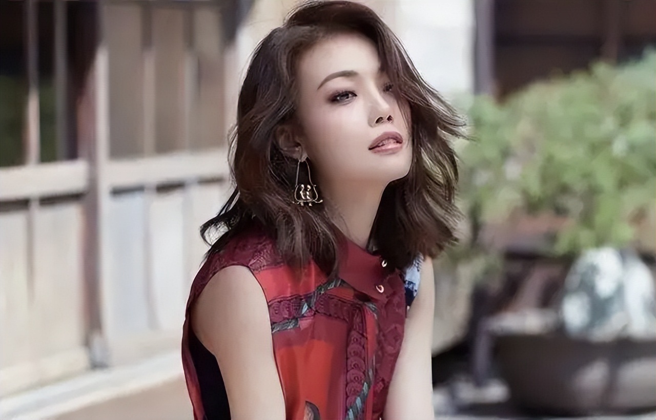 宽脸怎么修饰好看,大宽脸如何变精致窄脸