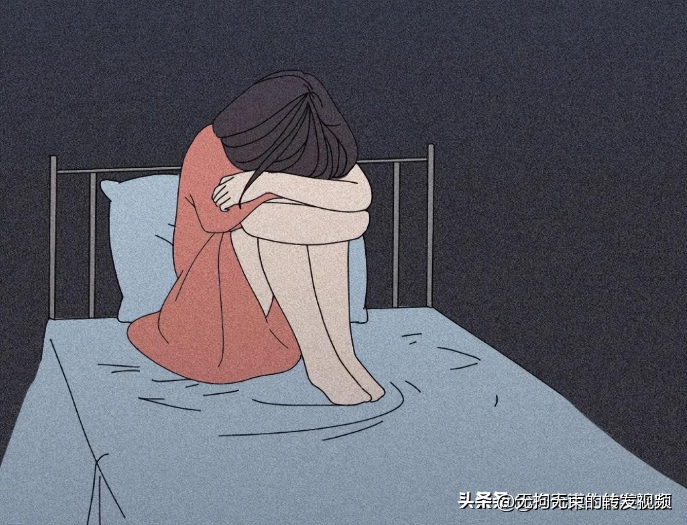 屁股上有白色条纹,屁股上都是白色条纹